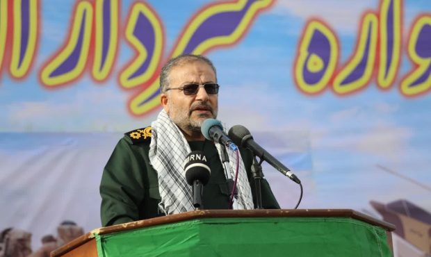 جنگ تحمیلی نه تنها یک تهدید نظامی بود، بلکه به چالش کشیدن هویت ملی و فرهنگی ایران نیز محسوب میشد جنگ تحمیلی نه تنها یک تهدید نظامی بود، بلکه به چالش کشیدن هویت ملی و فرهنگی ایران نیز محسوب میشد