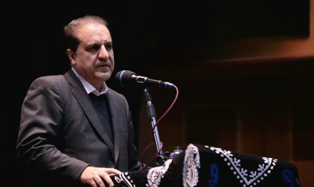 استاندار ایلام در مراسم گرامیداشت ولادت حضرت زهرا(س) و روز زن: بانوان در رده‌های مختلف مدیریتی توان‌مندی خود را اثبات کردند و خوش درخشیده‌اند