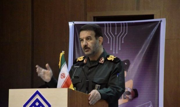 رویکرد تولید محتوا باید فعالانه و راهبردی باشد. به این معنا که صرفاً به آسیب‌شناسی اکتفا نشود، بلکه راه‌حل‌های عملیاتی برای مسائل ارائه شود