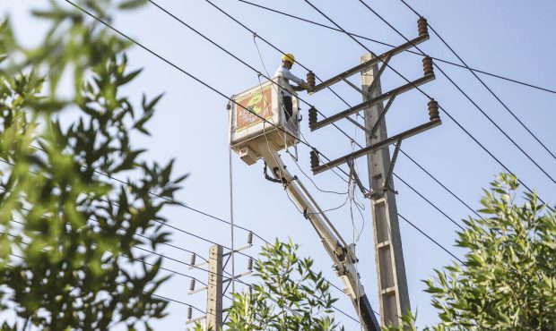 مدیرعامل شرکت توزیع نیروی برق استان: جذب سرمایه گذاری ۲ هزار میلیارد ریالی در صنعت برق ایلام