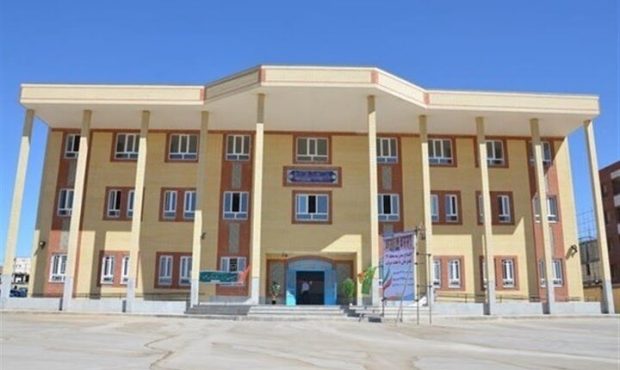 مدیرکل نوسازی، توسعه و تجهیز مدارس استان: مشارکت ۱۲۰۰ میلیارد ریالی خیرین در ساخت فضاهای آموزشی ایلام مدیرکل نوسازی، توسعه و تجهیز مدارس استان: مشارکت ۱۲۰۰ میلیارد ریالی خیرین در ساخت فضاهای آموزشی ایلام