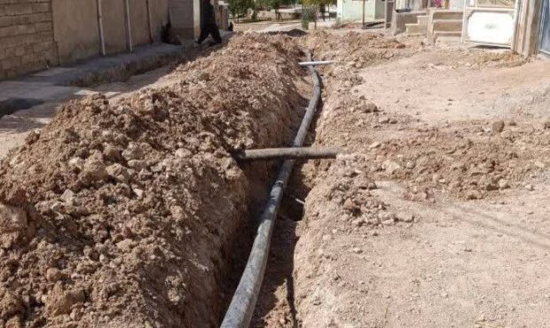 مدیرعامل شرکت آب و فاضلاب استان خبر داد: ۲ هزار و ۸۰۰ متر اصلاح و توسعه شبکه توزیع آب در ایوان اجرا شد