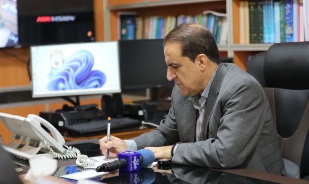 استاندار ایلام به پویش دو درجه کمتر پیوست/دعوت استاندار ایلام از مردم استان برای پیوستن به پویش کاهش ۲ درجه ای مصرف انرژی