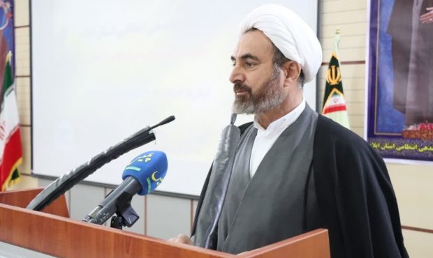 انقلاب اسلامی، نماد عزت و استقلال ملت ایران است