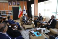 استاندار ایلام در دیدار مدیرعامل شرکت نفت و گاز غرب: انتقال حساب شرکتها فعال به بانکهای استان از مطالبات مهم مردم استان ایلام است استاندار ایلام در دیدار مدیرعامل شرکت نفت و گاز غرب: انتقال حساب شرکتها فعال به بانکهای استان از مطالبات مهم مردم استان ایلام است