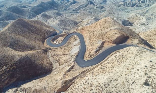 مدیرکل راهداری و حمل و نقل جاده‌ای استان خبر داد: پیشرفت ۹۰ درصدی پروژه روکش آسفالت محور زرین آباد_ روستای کاور دهلران