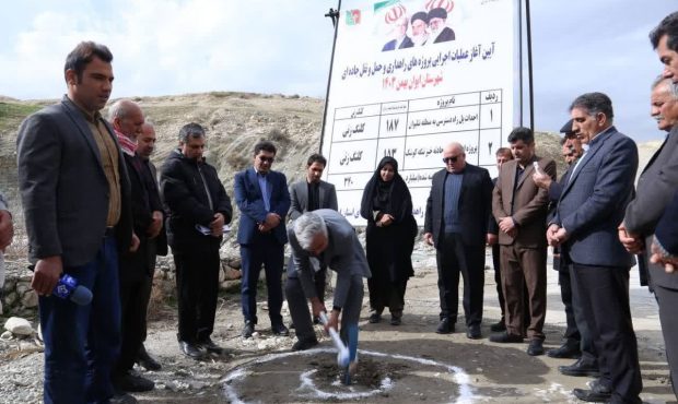 آغاز عملیات اجرایی دو پروژه راهداری در ایوان