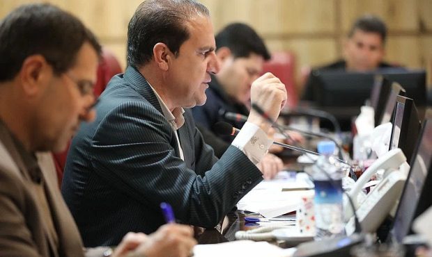 کاهش ۵ درصدی مصرف انرژی در ایلام/ هدفگذاری برای تولید ۵۰۰ مگاوات برق با ایجاد نیروگاه‌های خورشیدی و تجدید‌پذیر