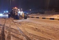 مدیرکل راهداری و حمل و نقل جادهای استان خبر داد: برفروبی ۴۲۹ کیلومتر باند در محورهای مواصلاتی ایلام مدیرکل راهداری و حمل و نقل جادهای استان خبر داد: برفروبی ۴۲۹ کیلومتر باند در محورهای مواصلاتی ایلام