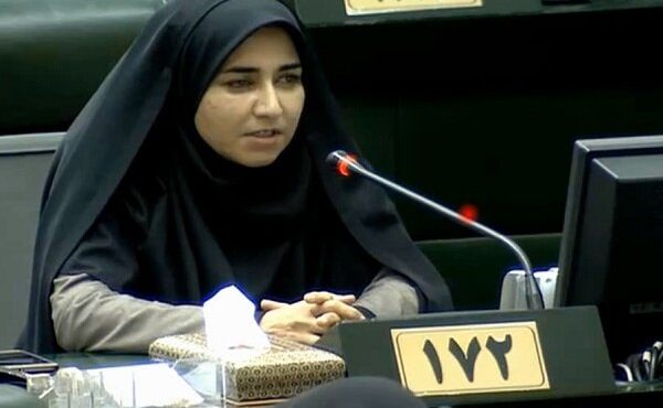 نماینده مردم ایلام در مجلس شورای اسلامی خبر داد: بالگرد هلال احمر در استان ایلام مستقر می شود