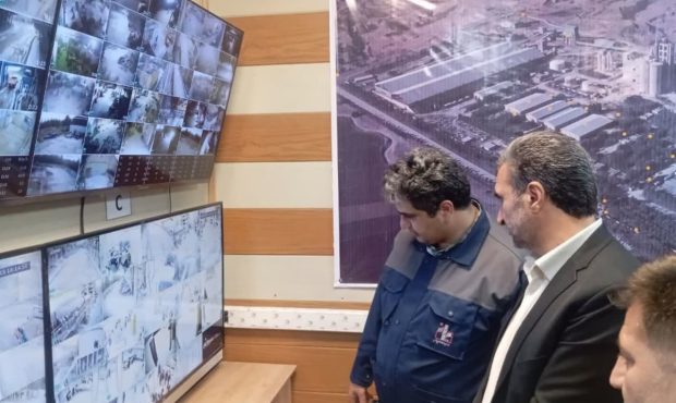 سرپرست معاونت اقتصادی استانداری ایلام در بازدید از کارخانه سیمان ایلام: از ظرفیتهای بسیار بالای کارخانه سیمان ایلام باید استفاده کرد سرپرست معاونت اقتصادی استانداری ایلام در بازدید از کارخانه سیمان ایلام: از ظرفیتهای بسیار بالای کارخانه سیمان ایلام باید استفاده کرد