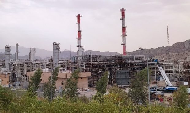 طرح پژوهشی پالایشگاه گاز ایلام به عنوان طرح صنعتی برگزیده دانشگاه‌های کشور انتخاب شد