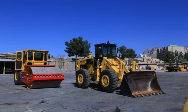 رئیس اداره ماشین‌آلات راهداری استان: نگهداری، تعمیر و بازسازی ۲۴۵ دستگاه ماشین‌آلات راهداری در ایلام