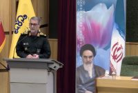 کارگران در خط مقدم تولید و پیشرفت کشور قرار دارند کارگران در خط مقدم تولید و پیشرفت کشور قرار دارند