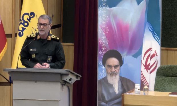 کارگران در خط مقدم تولید و پیشرفت کشور قرار دارند