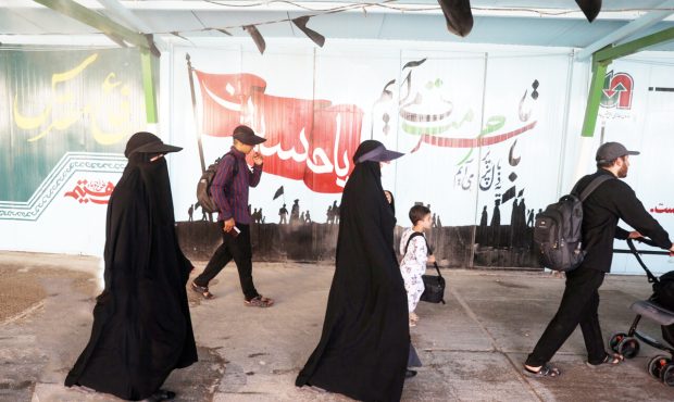 مدیرکل راهداری و حمل و نقل جاده‌ای استان خبر داد: ثبت ۹۲ هزار تردد در مرز مهران/ افزایش ۸۰ درصدی ورود و خروج زائران