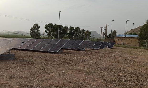 نیروگاه برق خورشیدی ۵۰کیلو واتی در انبار نفت دره‌شهر منطقه ایلام به بهره‌برداری رسید