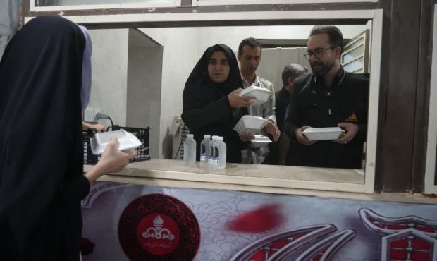 استقبال گسترده زائران اربعین از موکب شرکت گاز استان ایلام/ ارائه بیش از ۱۰۰ هزار خدمت در کمتر از یک هفته