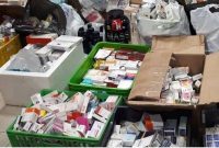 معاون غذا و دارو دانشگاه علوم پزشکی ایلام تاکی کرد: جلوگیری از توزیع دارو در موکب‌های مرز مهران