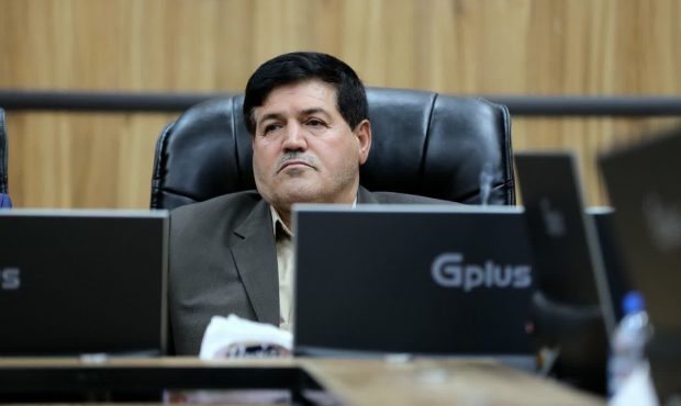 سرپرست فرمانداری مهران خبر داد: بهره‌برداری و کلنگ‌زنی ۲۶ طرح عمرانی و زیربنایی در مهران