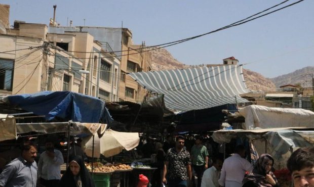 شهردار ایلام اعلام کرد: مهلت ۴۸ ساعته برای ساماندهی دستفروشان در ایلام