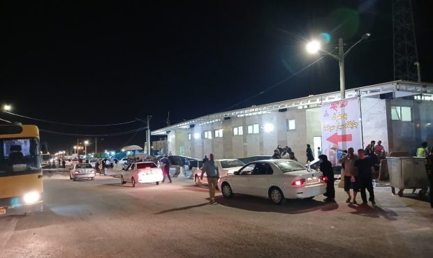 نصب و راه اندازی پنجمین جایگاه سیار ویژه عرضه بنزین در پارکینگ اربعین شهر مهران