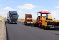 مدیرکل راهداری و حمل‌ونقل جاده‌ای استان خبر داد: افزایش ایمنی ۷۰ کیلومتر از راه‌های ایلام