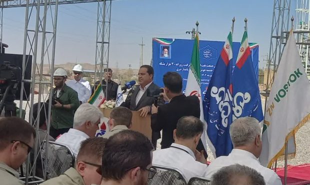 جاده مهران–دهلران–اندیمشک نیازمند توجه ویژه در طرح‌های نفتی است/ مرز چیلات دهلران ظرفیت عظیم برای تجارت و اشتغال منطقه‌ای است