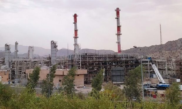 تبدیل وضعیت ۱۶۲ ایثارگر به استخدام رسمی در شرکت پالایش گاز ایلام