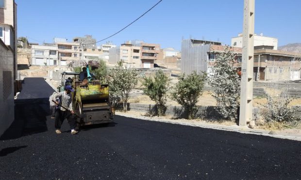 اجرای ۱۱ هزار مترمربع آسفالت در روستای بانقلان شهرستان ایلام اجرای ۱۱ هزار مترمربع آسفالت در روستای بانقلان شهرستان ایلام