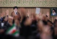 رهبر انقلاب: ۱۳ آبان باید در تاریخ و حافظه ملی بماند/ اختلاف ایران و آمریکا ذاتی است