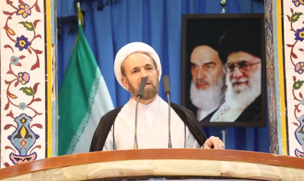 امام جمعه موقت ایلام: فرهنگ بسیجی ضامن پیروزی‌های کشور است