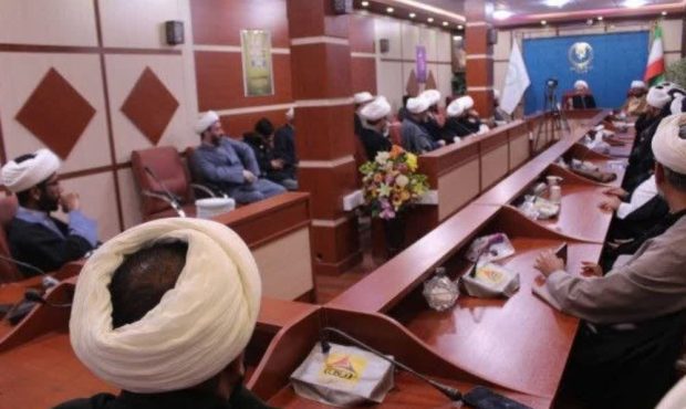 مدیرکل تبلیغات اسلامی استان ایلام خبر داد: ۵۰ مبلغ به مناطق مختلف ایلام اعزام شدند مدیرکل تبلیغات اسلامی استان ایلام خبر داد: ۵۰ مبلغ به مناطق مختلف ایلام اعزام شدند