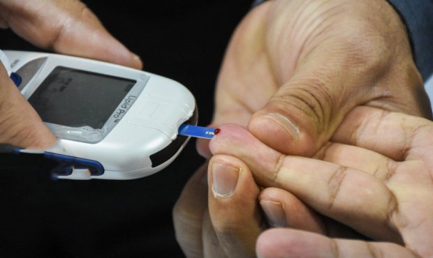 معاون بهداشتی دانشگاه علوم پزشکی: شناسایی حدود ۲۴ هزار بیمار دیابتی در ایلام معاون بهداشتی دانشگاه علوم پزشکی: شناسایی حدود ۲۴ هزار بیمار دیابتی در ایلام