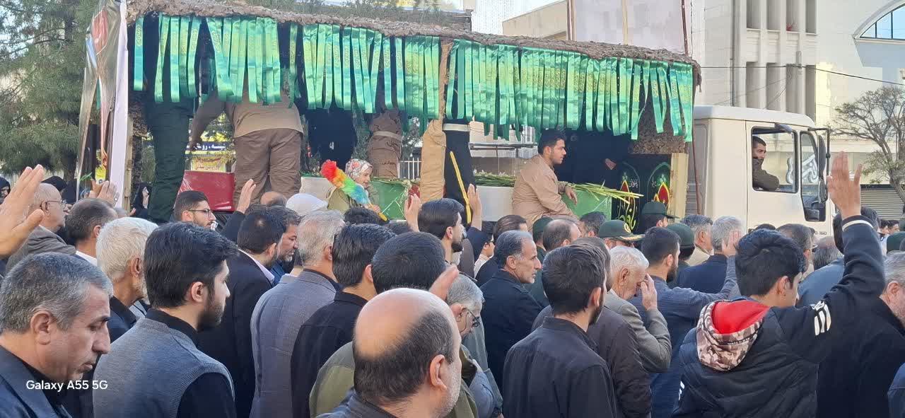 گزارش تصویری/ تشییع قهرمانان وطن بر دستان مردم قدر شناس ایلام