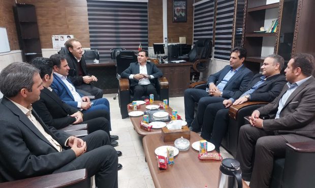 مدیرکل راه و شهرسازی استان خبر داد: محور پل سیمره–شباب ۴ بانده می شود مدیرکل راه و شهرسازی استان خبر داد: محور پل سیمره–شباب ۴ بانده می شود