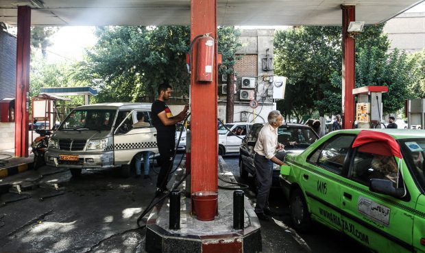 مدیر شرکت پخش فرآوردههای نفتی ایلام خبر داد: رشد هشت درصدی مصرف بنزین در ایلام مدیر شرکت پخش فرآوردههای نفتی ایلام خبر داد: رشد هشت درصدی مصرف بنزین در ایلام