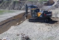 تداوم عملیات ایمن‌سازی محور اختصاصی پالایشگاه گاز ایلام برای پیشگیری از حوادث جاده‌ای