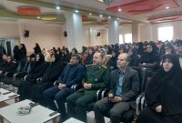 زن ایرانی، با فعالیت در عرصه‌های فرهنگی و اقتصادی، الگویی شایسته برای جوامع اسلامی است