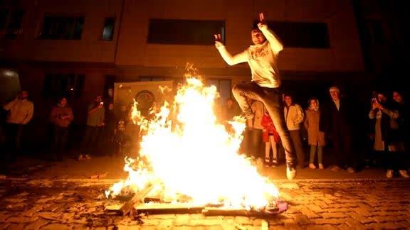 امسال حال و هوای دلهامان مثل هر سال نیست امسال حال و هوای دلهامان مثل هر سال نیست