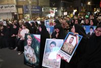 میدان ۲۲ بهمن ایلام؛ امشب قرارگاه دلدادگان شهداست