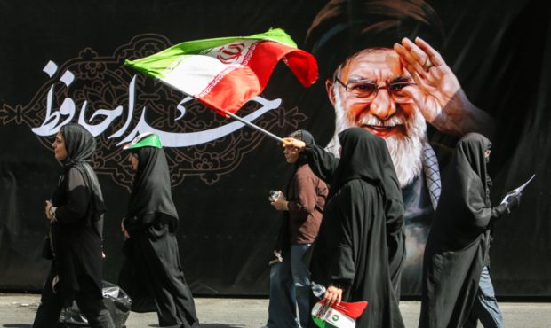 تهران؛ قلب تپندهی وداع یک ملت تهران؛ قلب تپندهی وداع یک ملت