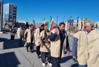 اعزام ۲۰۰ نفر از عشایر ایلام با لباس محلی برای وداع با رهبر شهید