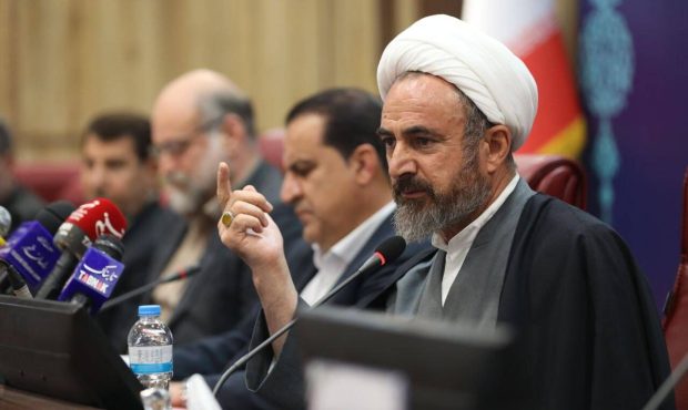 امام جمعه ایلام تاکید کرد: اربعین رزمایش توانمندی مدیران است امام جمعه ایلام تاکید کرد: اربعین رزمایش توانمندی مدیران است