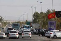 ترافیک در محورهای منتهی به مهران سنگین اما روان است