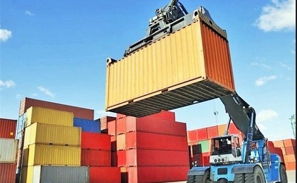 مدیرکل گمرک استان ایلام خبر داد: صادرات کالا در مرز مهران از سرگرفته شد مدیرکل گمرک استان ایلام خبر داد: صادرات کالا در مرز مهران از سرگرفته شد