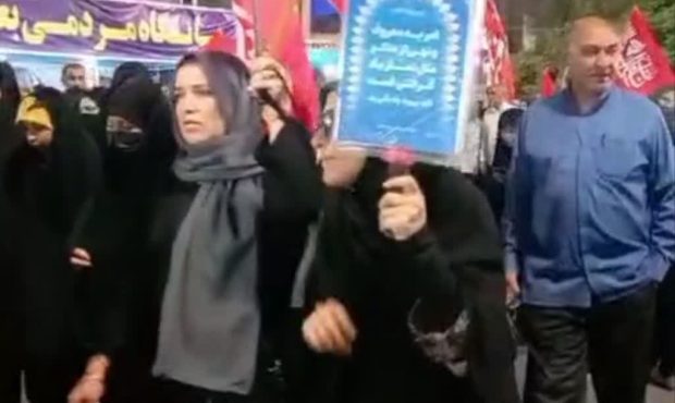 موج همدلی در ایلام؛ جلوهای از وحدت و ایستادگی مردم ایران موج همدلی در ایلام؛ جلوهای از وحدت و ایستادگی مردم ایران