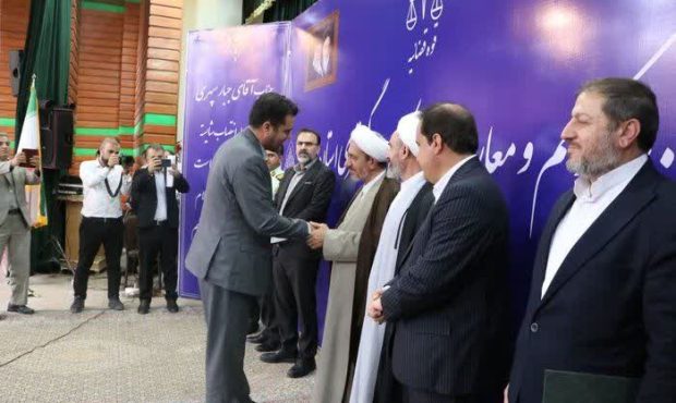 اجرای عدالت و پشتیبانی از تولید ضامن نشاط اجتماعی است